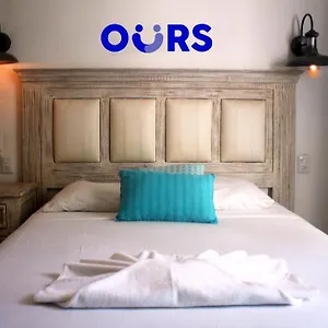 https://coco-rio.tulum-hotels.net
